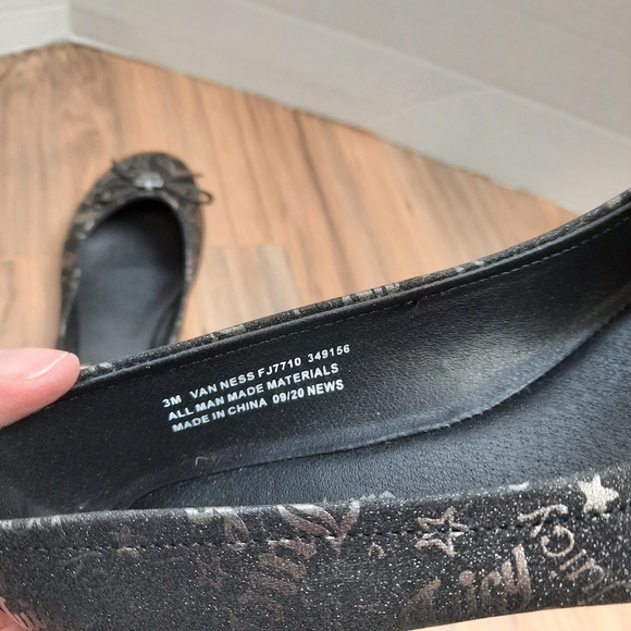 Juicy Couture Size 3 Van Ness Black Ballet Shoe - Picture 7 of 9